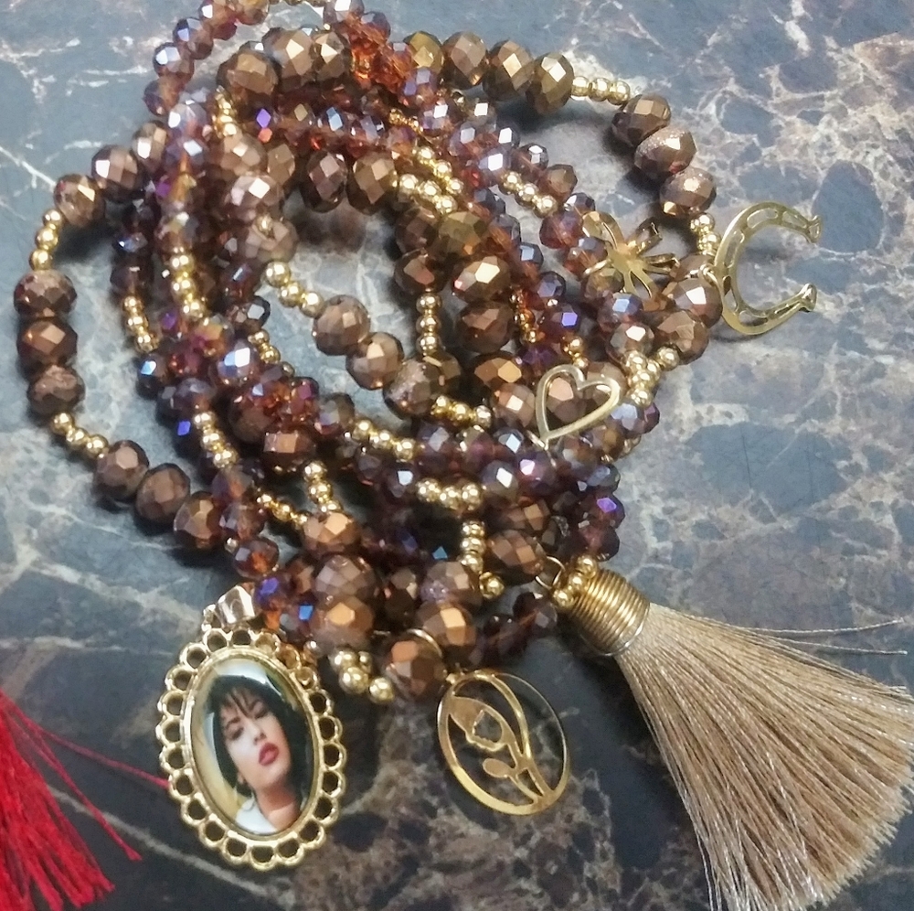 Maxi semanario selena